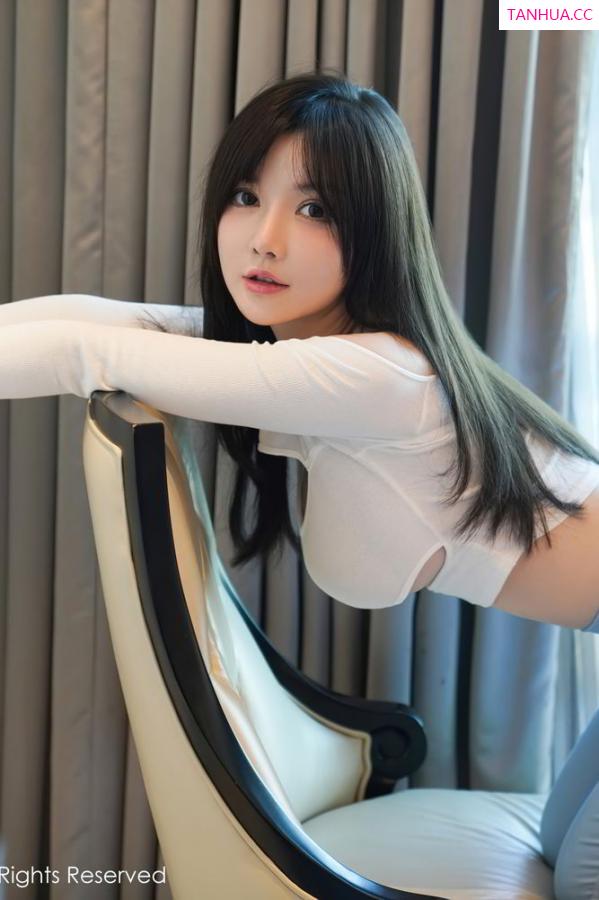 黄米妮  米妮大萌萌 [XiuRen]高清写真图 2021.01.28 No.3055 糯美子MINIbabe第17张图片